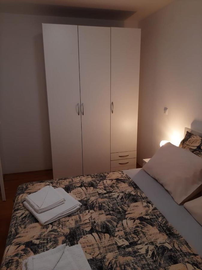 Apartman Sky Pula Bagian luar foto